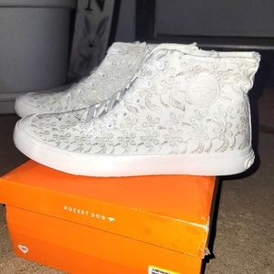 New Womens Rocket Dog Shoes